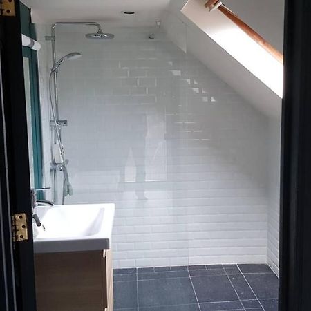 Appartement isolé, 1 chambre avec terrasse privée Ramillies Exterior foto